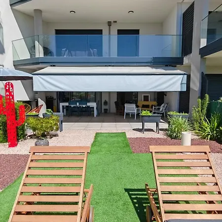 De Standing Terrasse & Jardin Vue